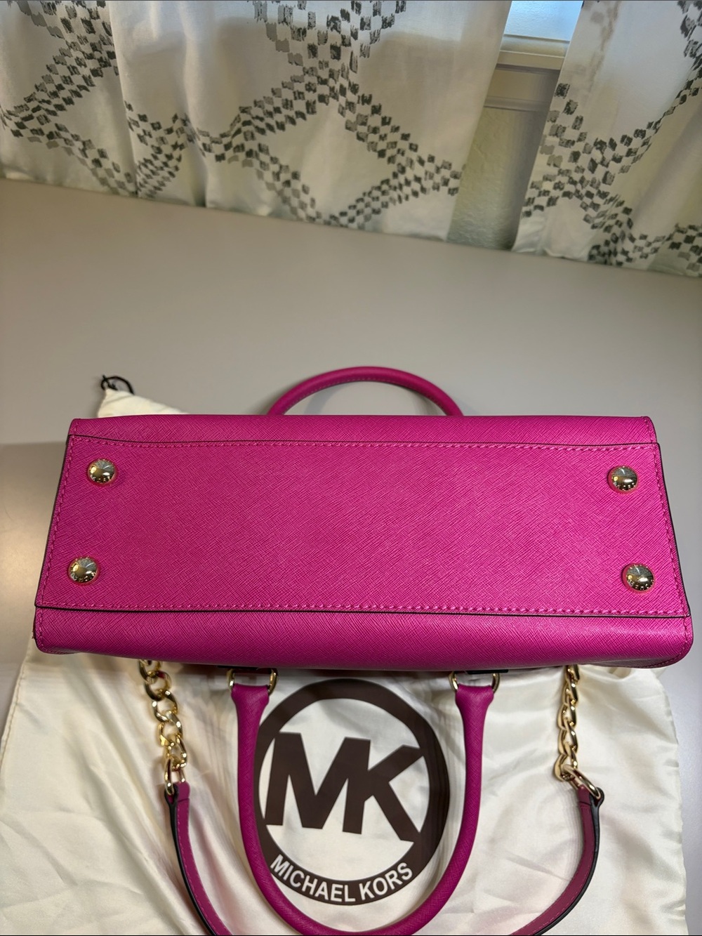 Michael Kors Fuchsia Purple Hamilton Saffiano Leather Satchel with Gold Hardware - Picture 6 of 10